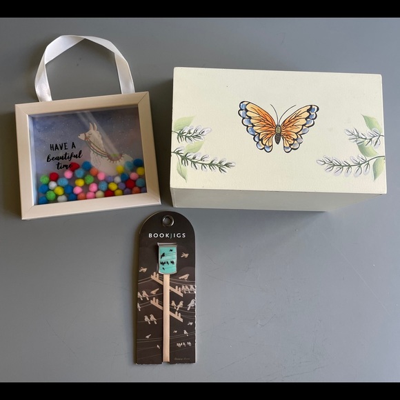 EUC Office Desk Accessories Set - Picture 3 of 3